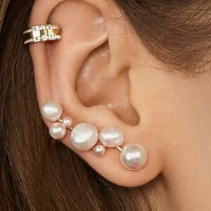 Set of 2 Pearl Ear Crawlers